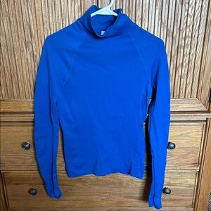 Athleta Blue Long Sleeve Top